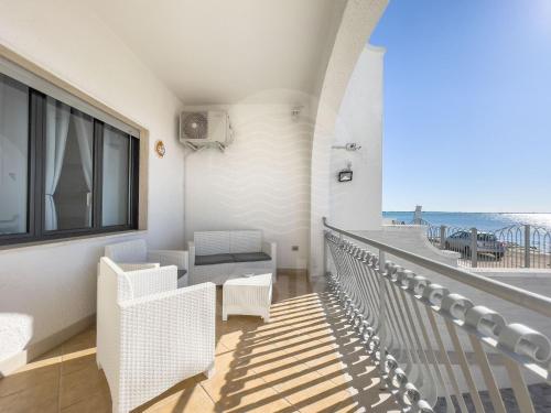 Casa Namaka - Piano Terra Fronte mare gîte à louer Porto Cesareo