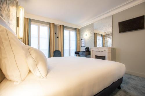 ELSA, Hôtel Paris, Paryż