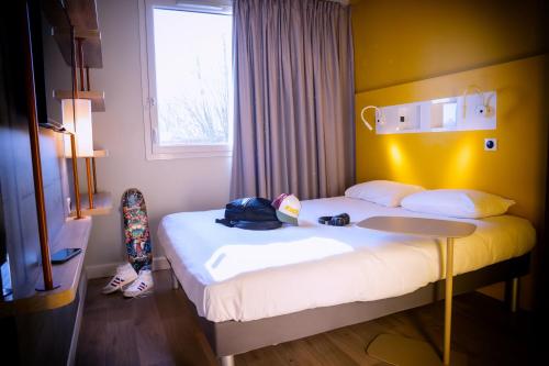 2 queen beds, 2 twin beds