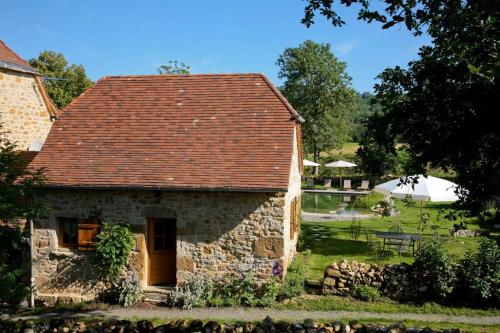 Gîte Fleurs d'eau, Le Hameau du Quercy, charme, calme, piscine naturelle