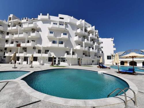Apartment Dolcezza near the sea RedSeaLine
