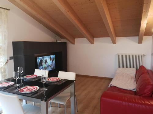 Two-Bedroom Apartment image 6