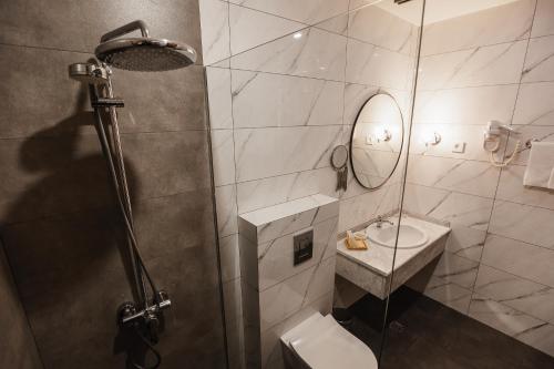 Victoria Palas Hotel - image 9