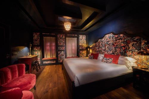 342862978 Palma Riad - Adults Only