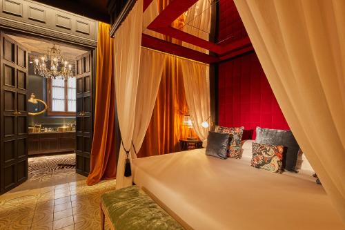 342864704 Palma Riad - Adults Only