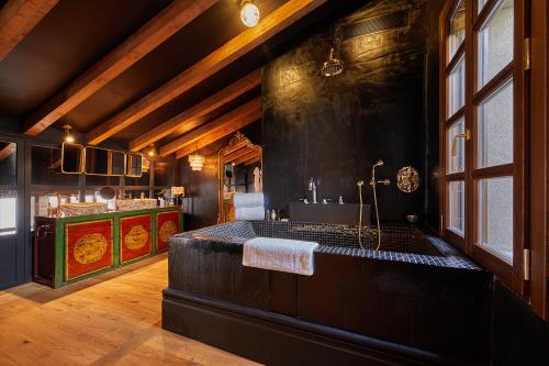 342865305 Palma Riad - Adults Only