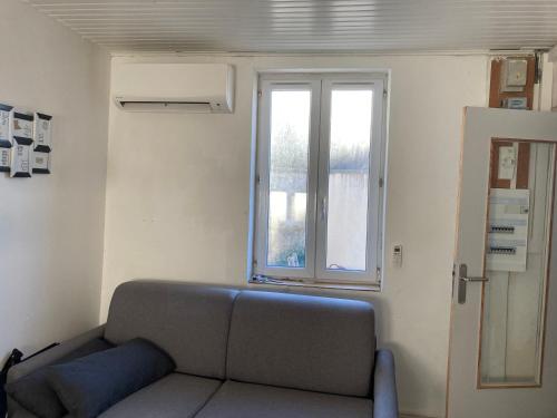 chambre privée dans maison drômoise - viarhona - autoroute - jacuzzi à réserver en supplément