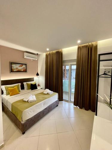 Apartment with Balcony image 10