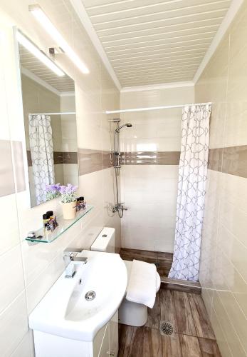 Avra Rooms – Pigadia, AZ
