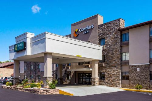 Exterior view, Quality Inn Charleston South in Charleston (WV)