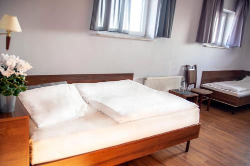 Weranda Restaurant & Rooms - image 2
