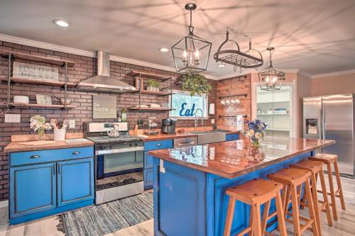 . Charming Retreat on 20 Acres w/ Private Lake!