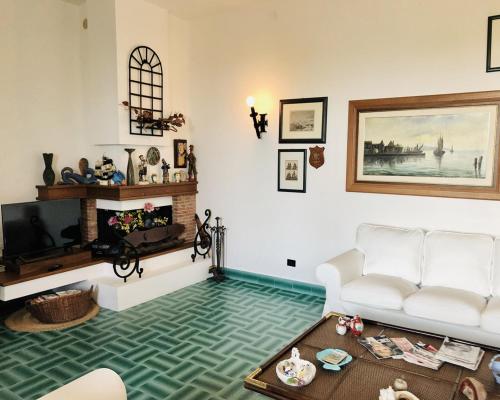  Villa Luigina - seafront villa in Capo d´Orlando in Capo dʼOrlando