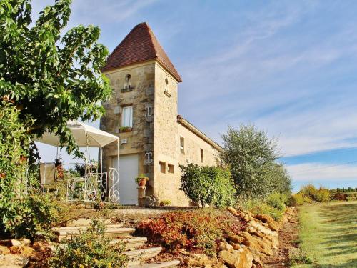 Beautiful holiday home with swimming pool gîte à louer Donzac