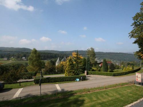 Spacious Cottage with Private Garden in Ardennes