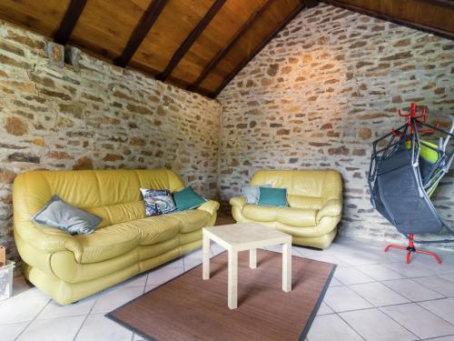 Spacious Cottage with Private Garden in Ardennes