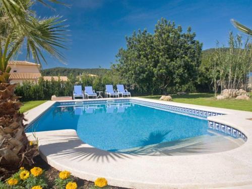  Quaint Villa with Jacuzzi in Sa Pobla in Sa Pobla
