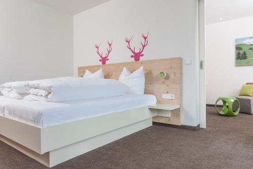 Hotel Die Alm - image 4