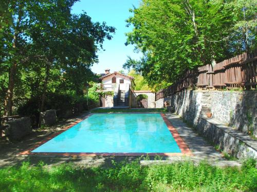  Spacious Holiday Home with shared pool in 51020 San Marcello Pistoiese
