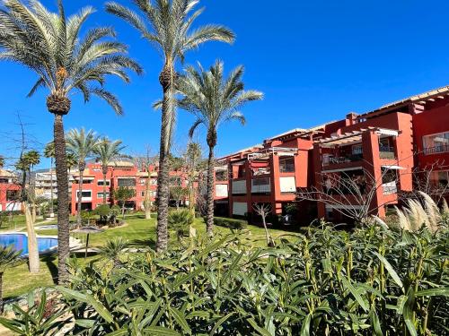 A szálláshely kívülről, Pool View GOLF FAMILY Ground Floor Terrace with barbecue in Mijas Costa in Mijas Golf