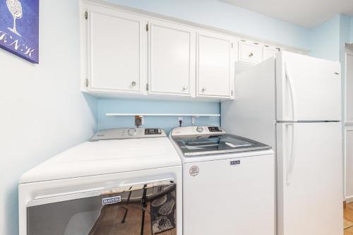 Seascape Villas - image 8