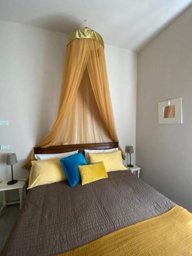 Single Room with Bathroom