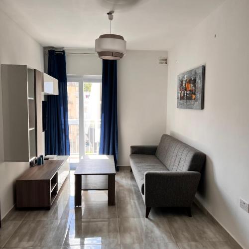F3 Room 2, Private Room two single beds shared bathroom, Msida (fotografie 5)