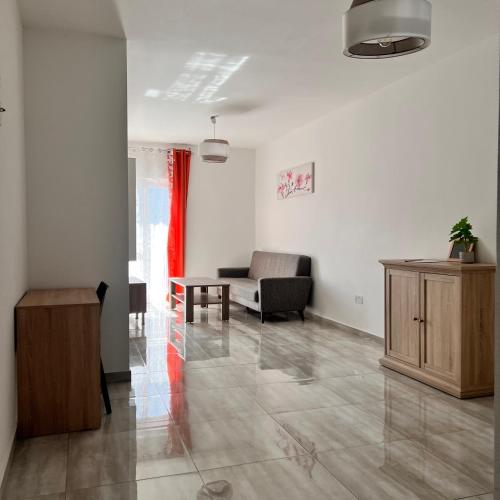 F4 Room 1, Private Double room with private bathroom and balcony, Msida (zdjęcie 8)