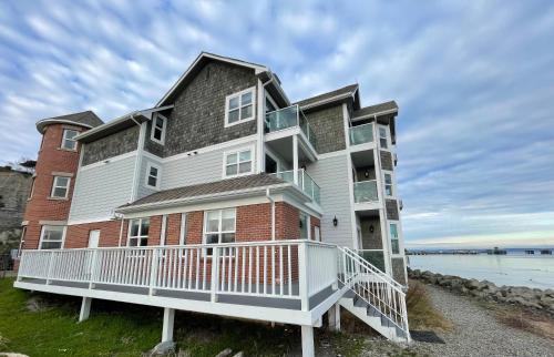 Tides Inn & Suites - image 14