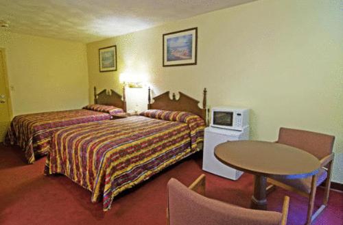 Rumford Motor Inn