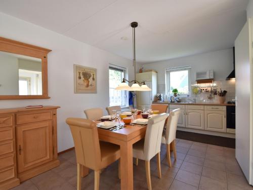  Holiday home in the village of Zonnemarie nearby kids beach in Zonnemaire