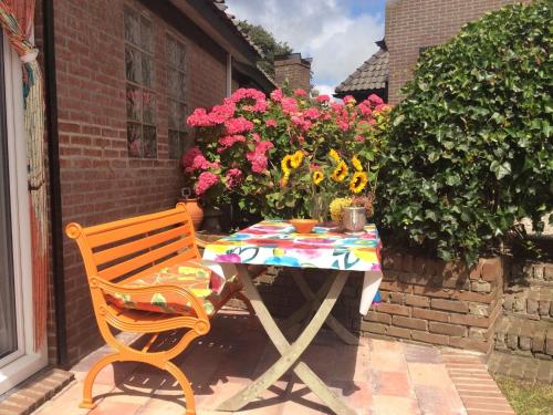 Comfortable Cottage by the Beach in Egmond