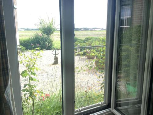 Comfortable Cottage by the Beach in Egmond