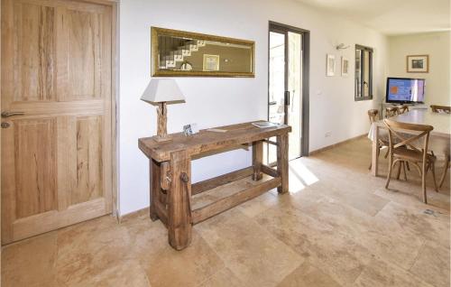 Four-Bedroom Holiday Home in Saint Hilaire D'Ozilha - image 2