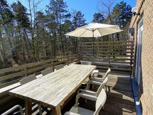  Serene Holiday Home in Bergen aan Zee with Terrace in Bergen aan Zee