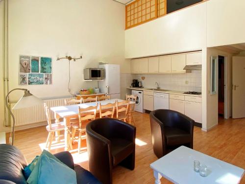 Faciliteter, Holiday Home in Bergen near North Sea Beach in Bergen
