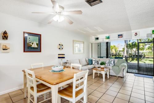 Kawama Yacht Club A4 in Key Largo, USA