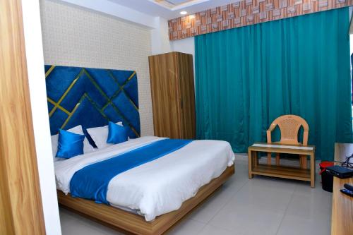 1 queen bed