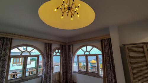 沙姆斯潛水中心旅舍 (Shams Hotel & Dive Centre) in 達哈布