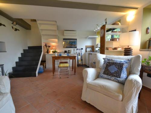  Cozy Holiday Home with Swimming Pool in Tuscany, Pension in Impruneta
