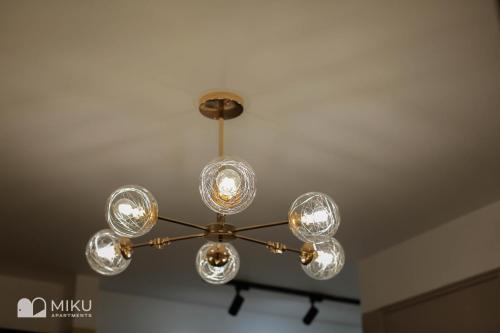 Miku Apartment - Perfect 1Bedroom At Komuna e Parisit, Tirana (photo 8)