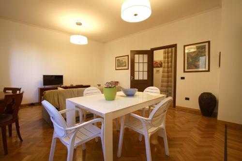 Residenza Aletheia - 2BR with Saint Peter's view, Rom (Foto 2)