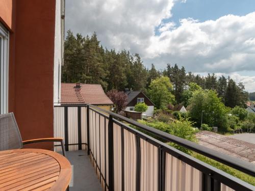 Surrounding environment, Tranquil Apartment in Marktleuthen near River and Forest in Lengenfeld