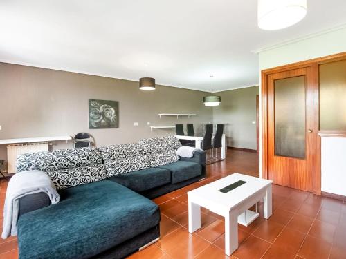  Hillview Holiday Home in Laguardia with Terrace, Unterkunft in Laguardia