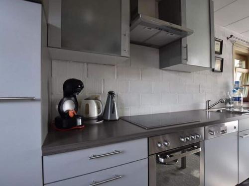 Graceful Holiday Home in Opglabbeek with Garden gîte à louer Bret