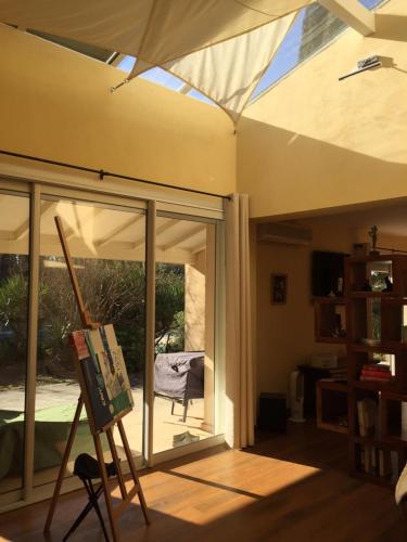 Propriété : 300 M² + (25 M² d'annexe / Pool House) sur 5 ha boisé à 10' d'Aix en Provence