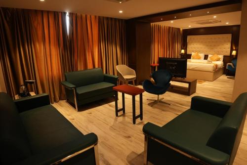 Facilities, Hotel Ocean Vista Bay in Jalari Peta