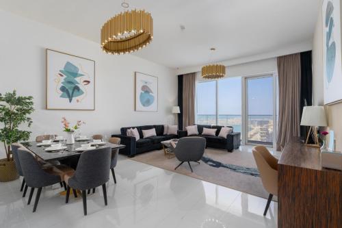 ON OFF HH-AVANI HOTEL-3BR -Full Palm View, Dubai