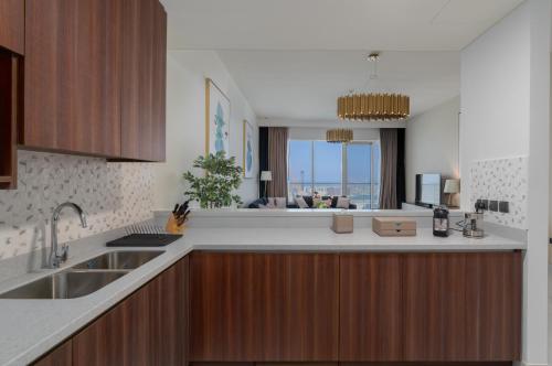 ON OFF HH-AVANI HOTEL-3BR -Full Palm View - image 11