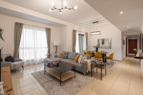 HiGuests - Stylish Apartment in JBR Steps From the Beach, Dubai